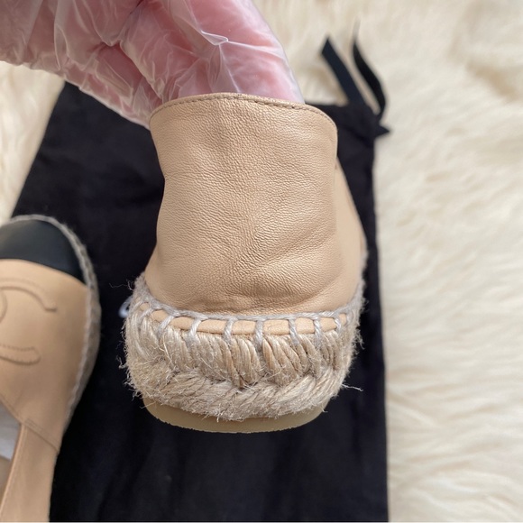 💯% AUTHENTIC Pre Loved Chanel Espadrilles Beige/black size 37 - Picture 9 of 11